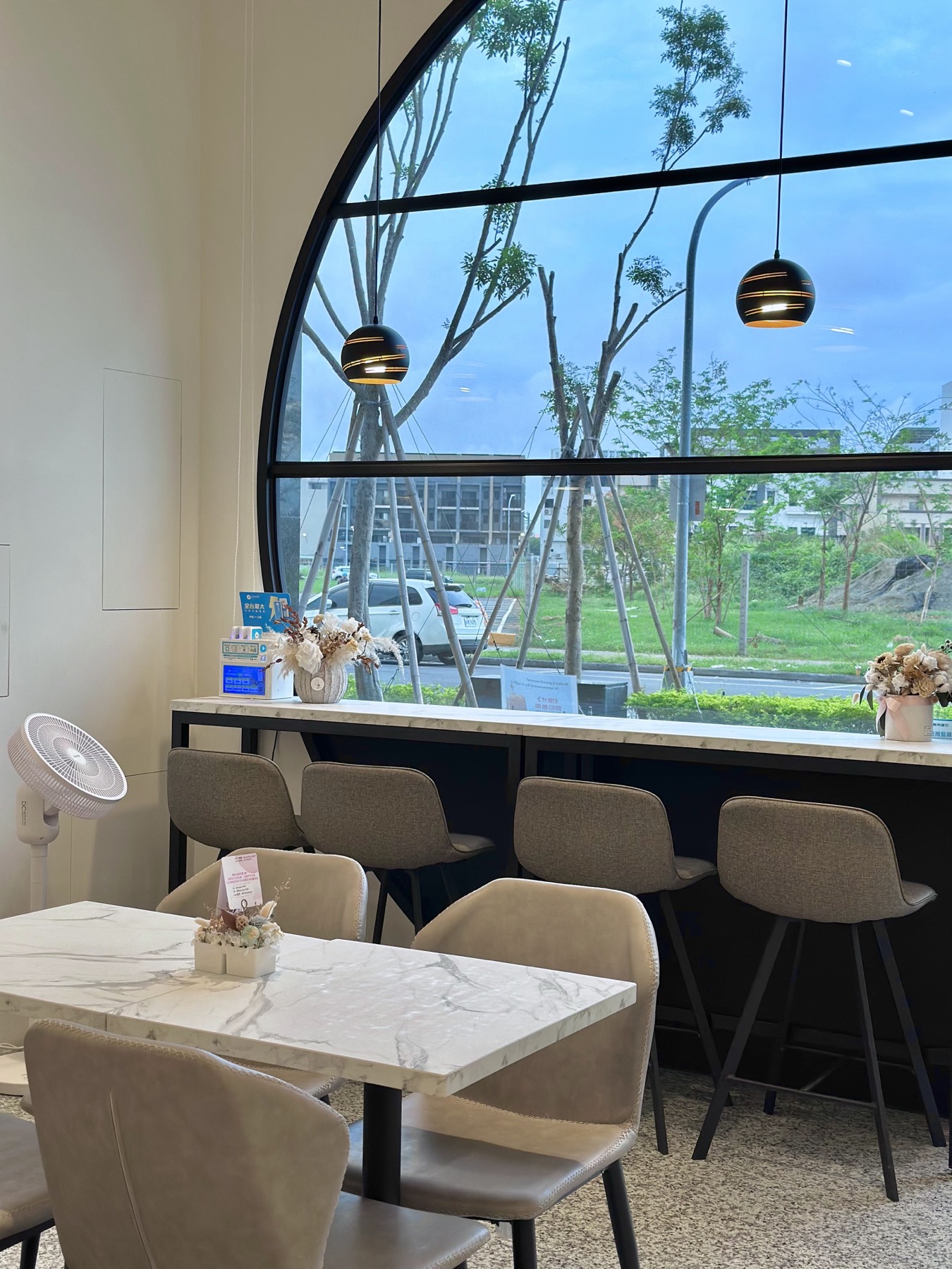 【高雄美食】Dian Jin Café 點今咖啡｜法式浪漫下